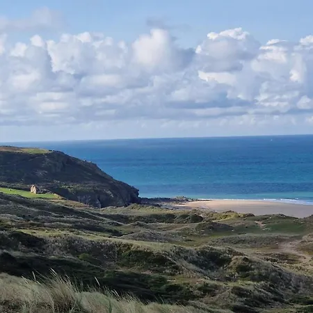 Le Dy En Fleurs Saint-Maurice-en-Cotentin