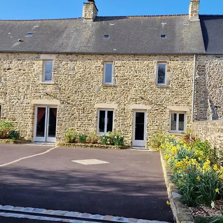 Le Dy En Fleurs Holiday home