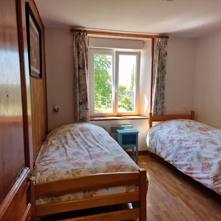 Prázdninový dům Le Dy En Fleurs *